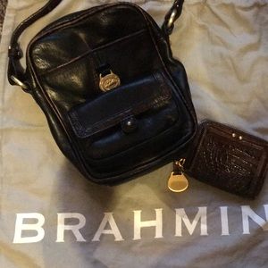 Authentic vintage Brahmin with matching wallet !